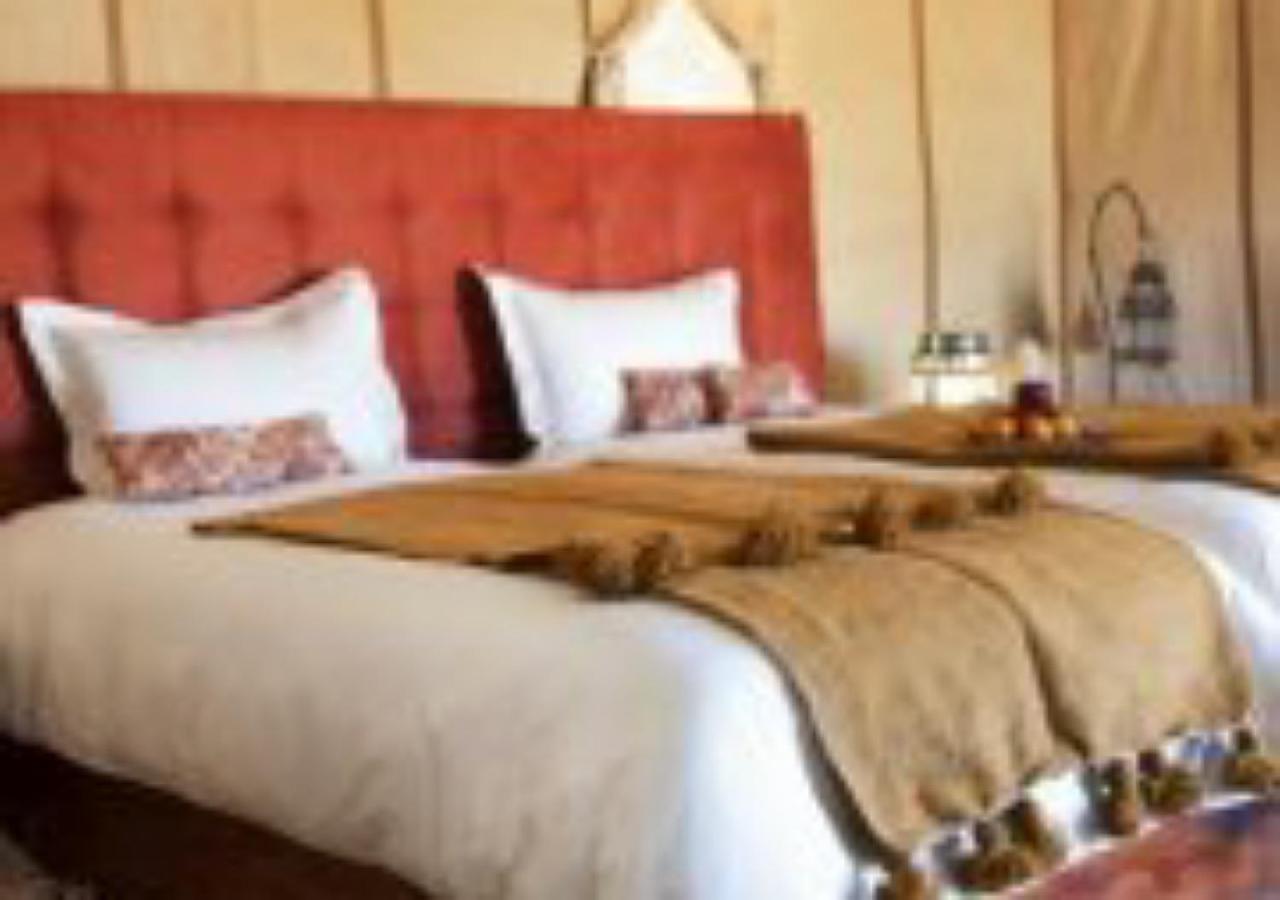 Holiday Luxury Camp Merzouga Rom bilde